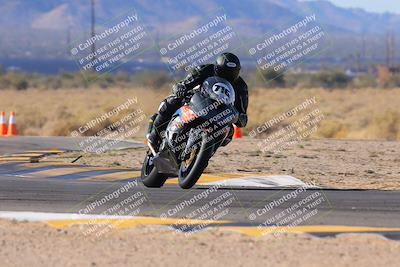 media/Dec-17-2023-CVMA (Sun) [[bf0c04832d]]/Race 3 Supersport Middleweight/